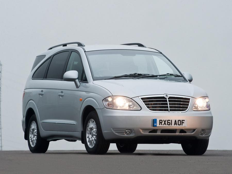  SsangYong Rodius 2007 года  (UK) (фото 10 из 10)